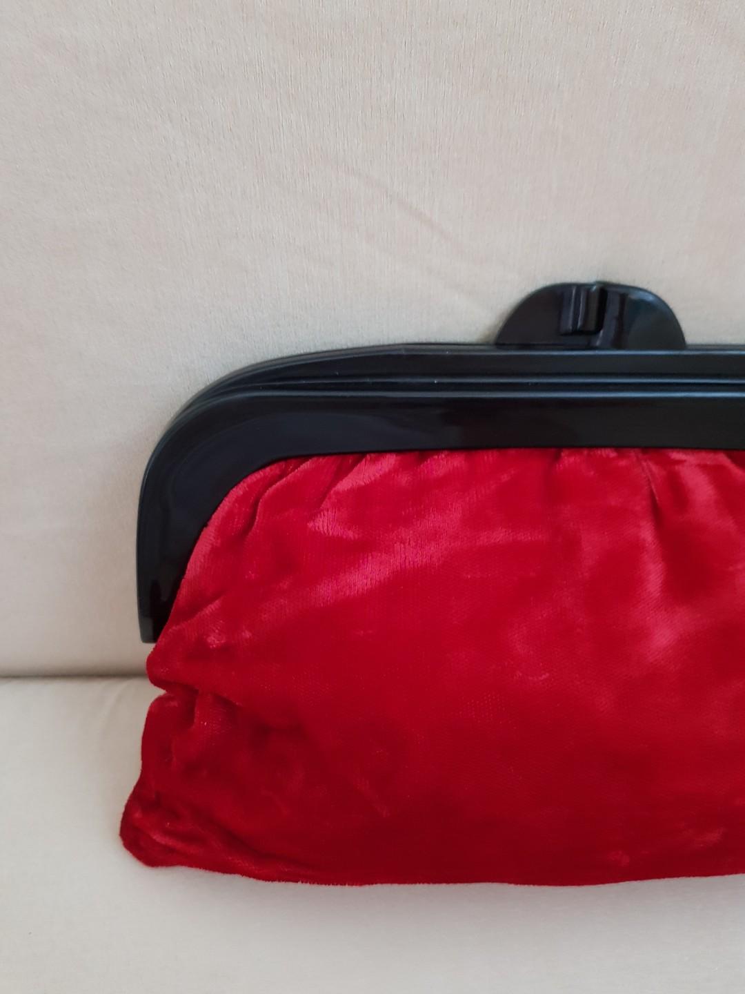 Red velvet hotsell clutch