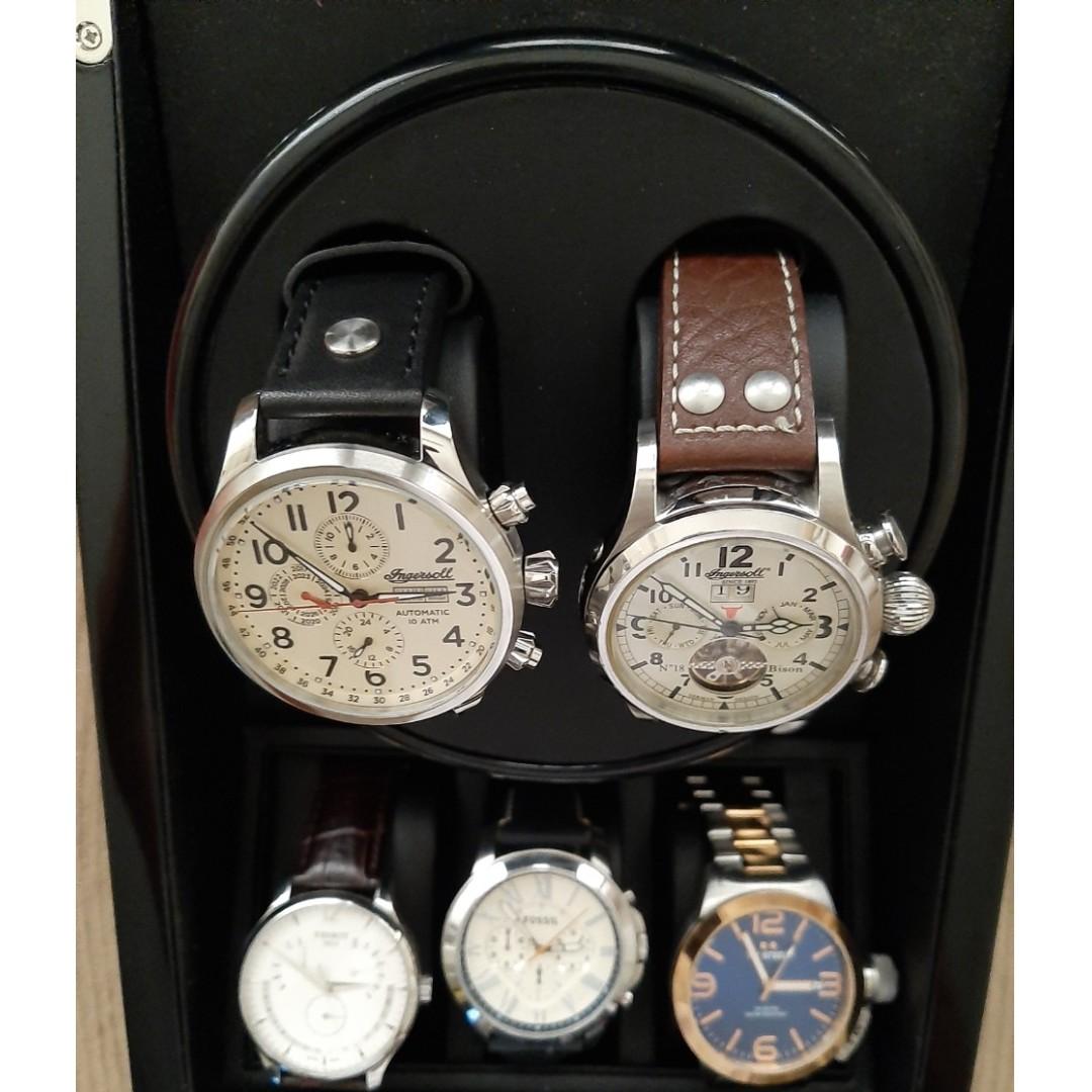 Watch Winder 2 Watch Automatic Rotate with 4 Display Storage (Category: Storage Boxes & Baskets) located in Manila. Submitted by glenndy_07 (Listing ID 270605900, Image 3). Description: Program settings: >CLOCKWISE: turning clockwise for 2 minutes and rests for 6 minutes >COUNTER-CLOCKWISE only turning 2 minutes and resting for 6 minutes >CLOCKWISE TO COUNTER-CLOCKWISE (2 minutes): turns clockwise for 2 minutes and rest for 6 minutes; then turns 