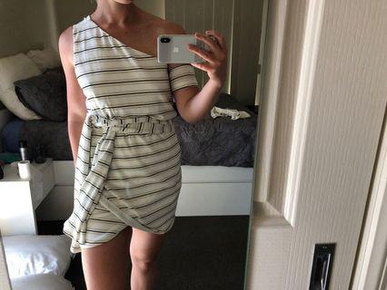 Sabo Skirt white off the shoulder tie dress size S