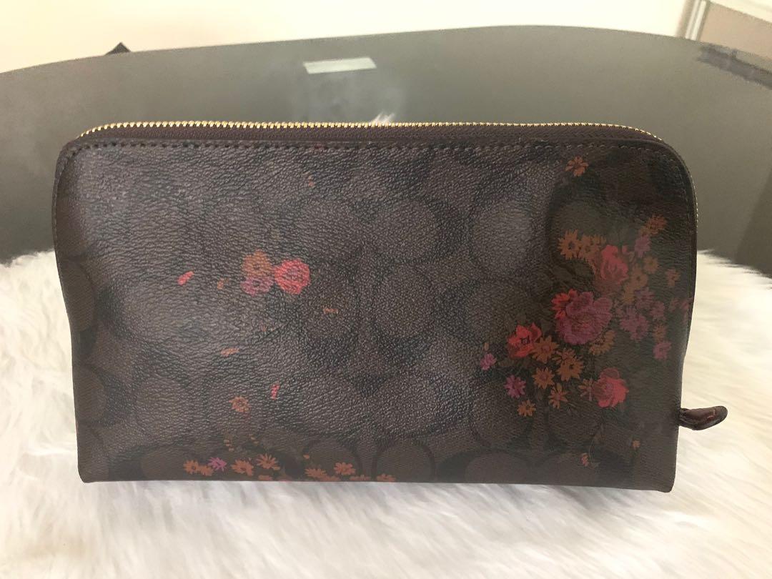 Authentic Brand New COACH COSMETIC CASE 22 Luxury Bags Wallets