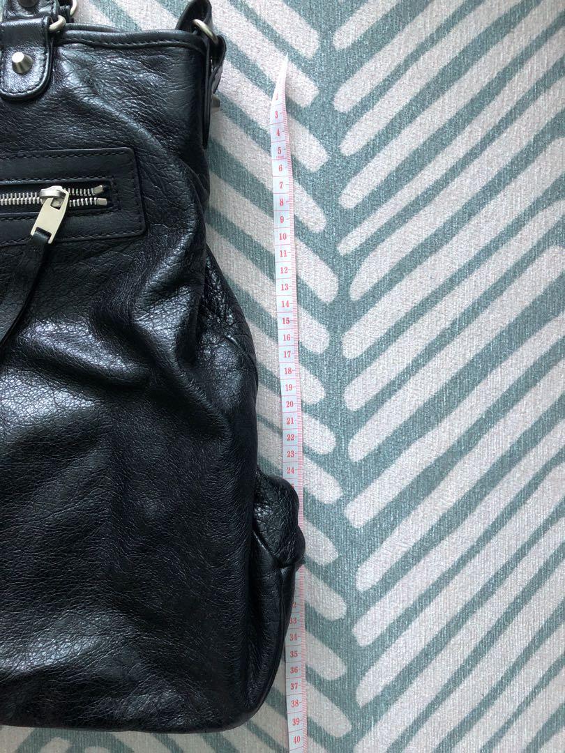 Balenciaga Messenger Bag, Women's Fashion, Bags & Wallets, Tote Bags on