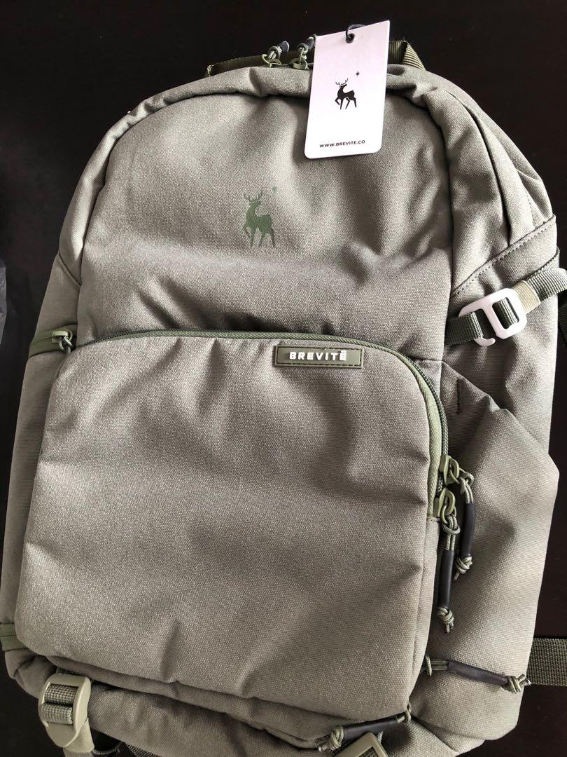 Brevite Jumper Backpack (Pine Green), Men's Fashion, Bags, Backpacks on