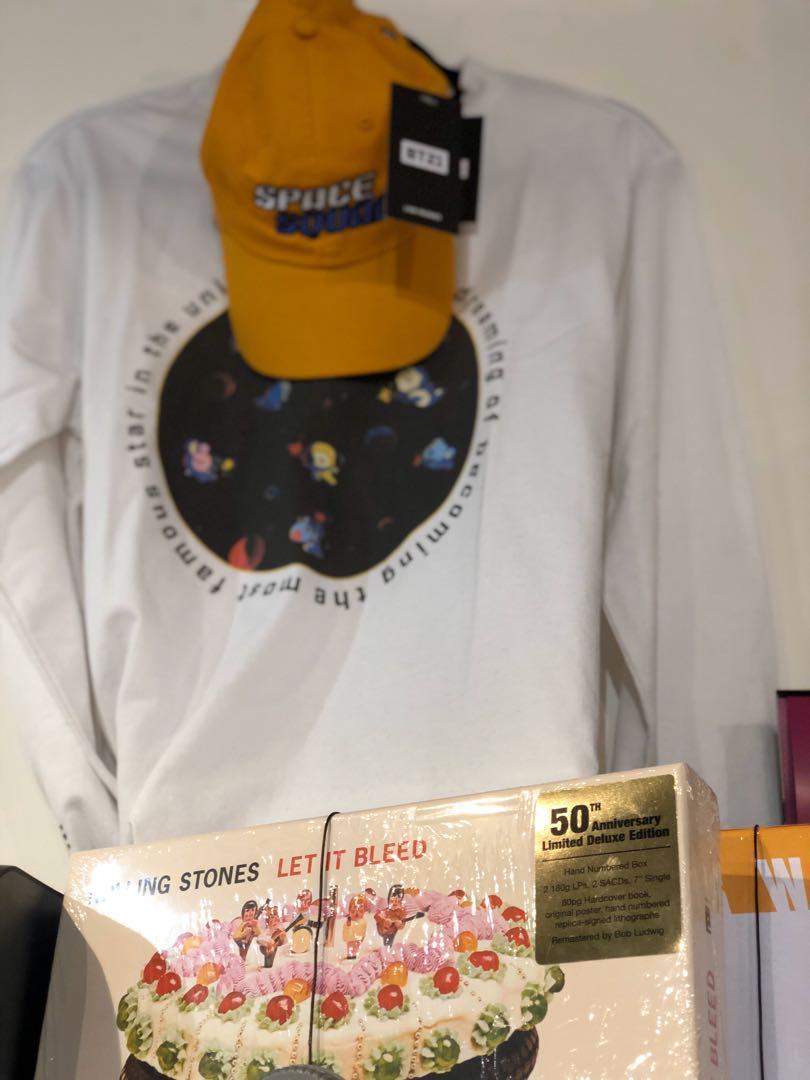 BT21 Camden London Pop Up Store Merch, Hobbies & Toys, Collectibles