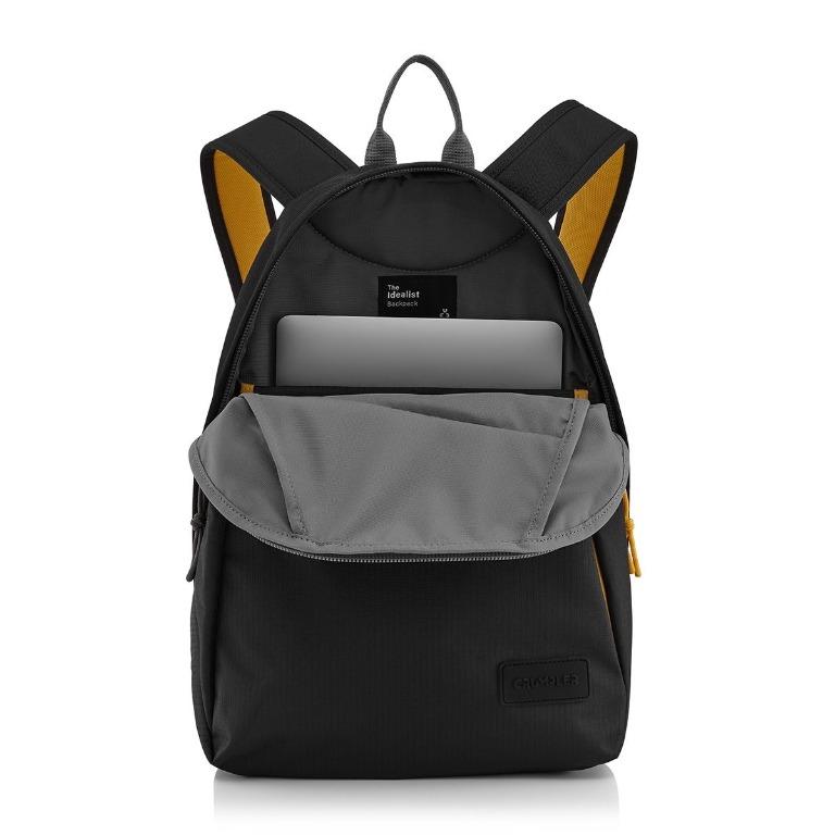 Crumpler idealist backpack top