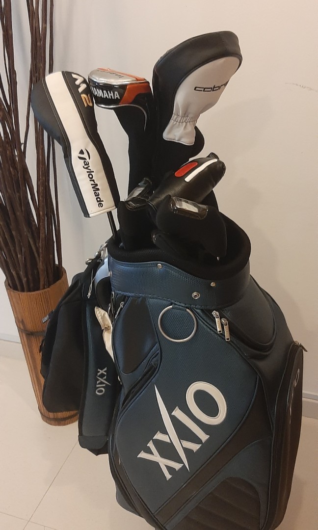 Golf Clubs full immaculate set Cobras, Sports Equipment, Sports