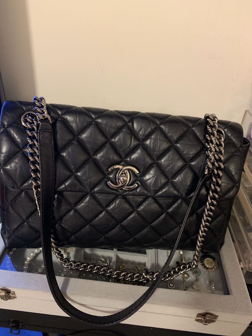 Like New Chanel CC Black Aged Distressed Leather Flap Bag RHW