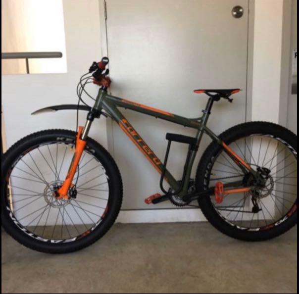 Carrera vendetta mountain best sale bike
