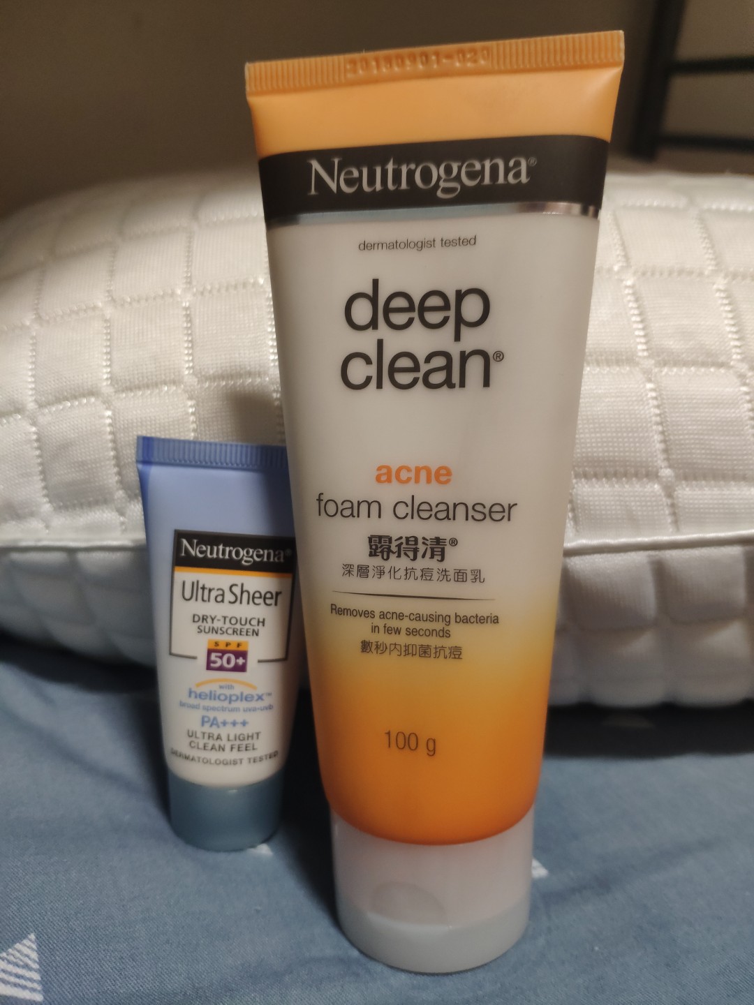 neutrogena acne foam cleanser