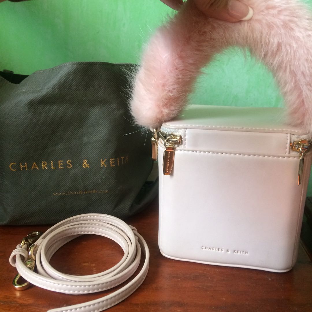 fur handle bag