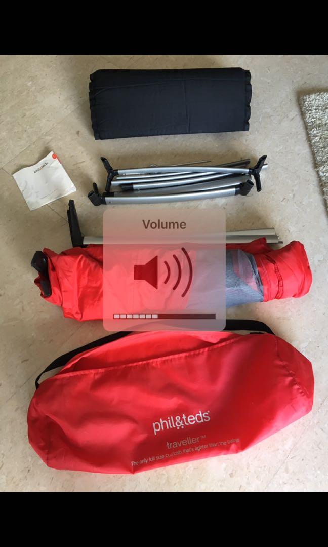 Phil and Teds travel cot