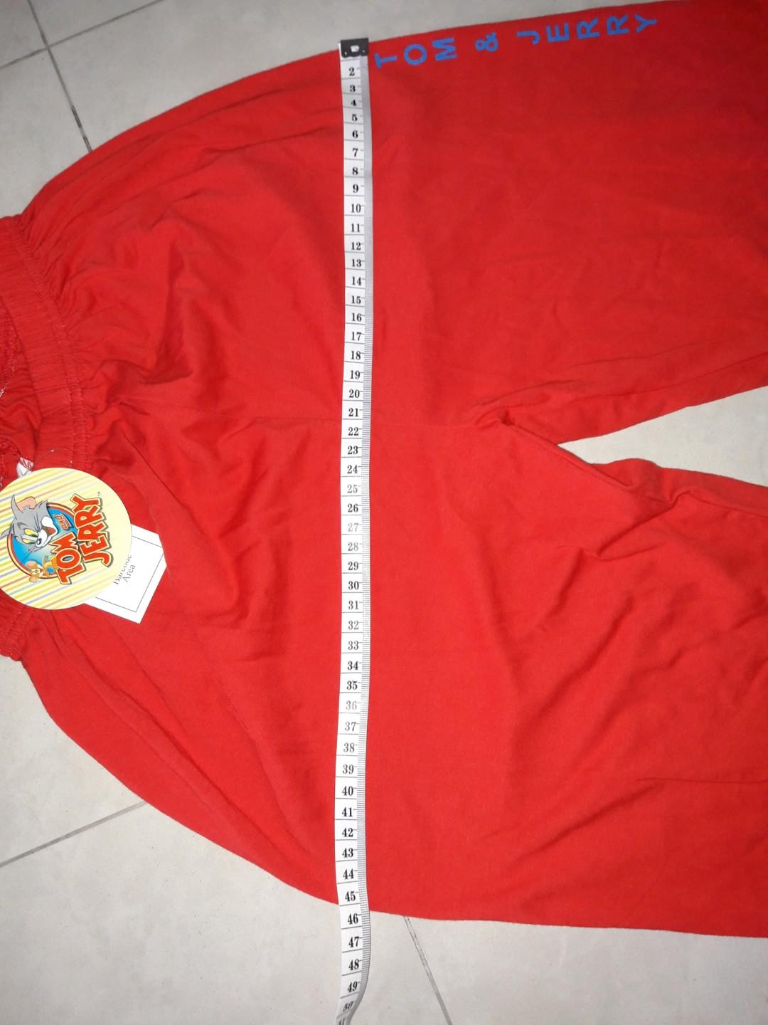 Pyjamas (Category: Babies & Kids Fashion) located in Singapore. Submitted by optimisticlee (Listing ID 270881402, Image 4). Description: Brand new with tag. Tom and Jerry. Bought however never wear. Suitable for 10 years old. Perfect condition..