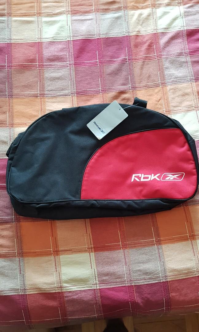 Reebok gym best sale bag pink
