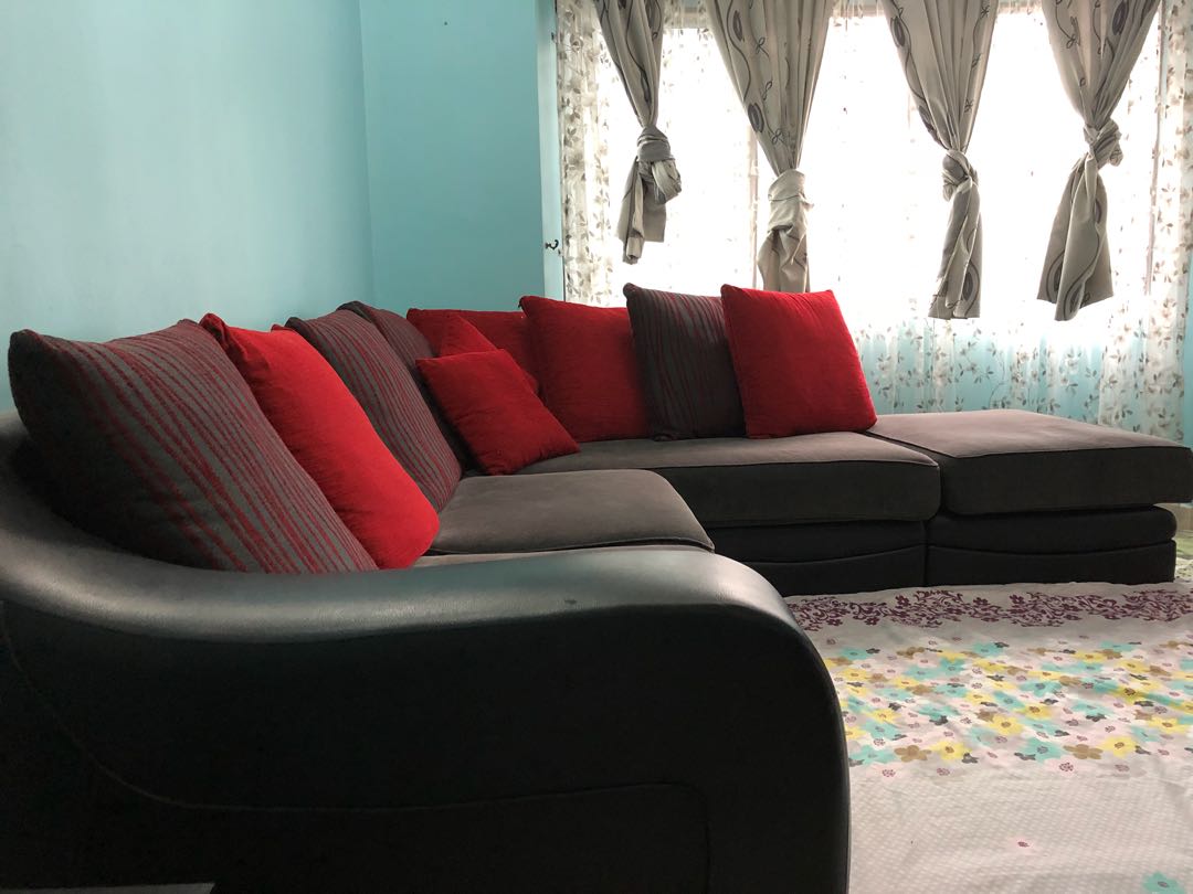 Sofa L Shape Besar, Furniture & Home Living, Furniture, Sofas on Carousell