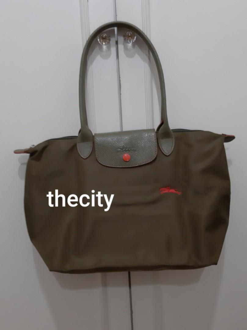 Longchamp factory outlet online hotsell