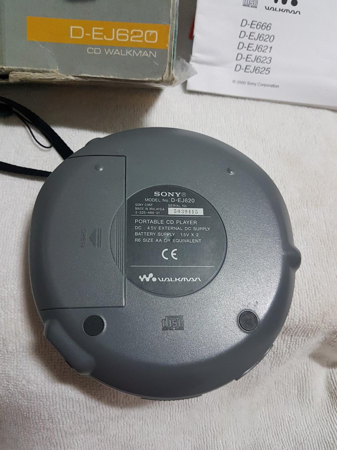 Vintage Sony DEJ620 Portable Personal CD Player / Discman / Walkman