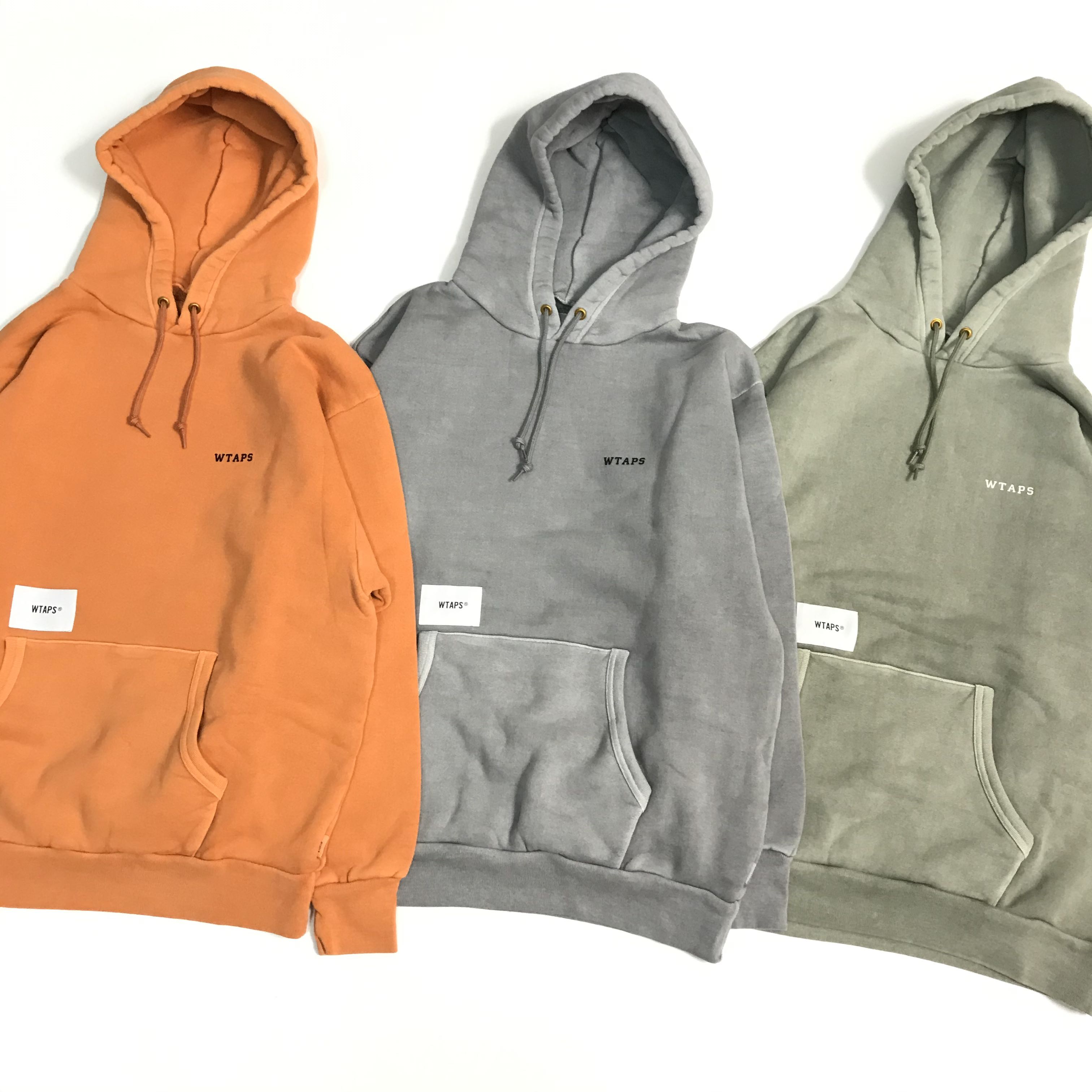 WTAPS 19AW COLLEGE. DESIGN HOODED 03, 女裝, 上衣, T-shirt - Carousell