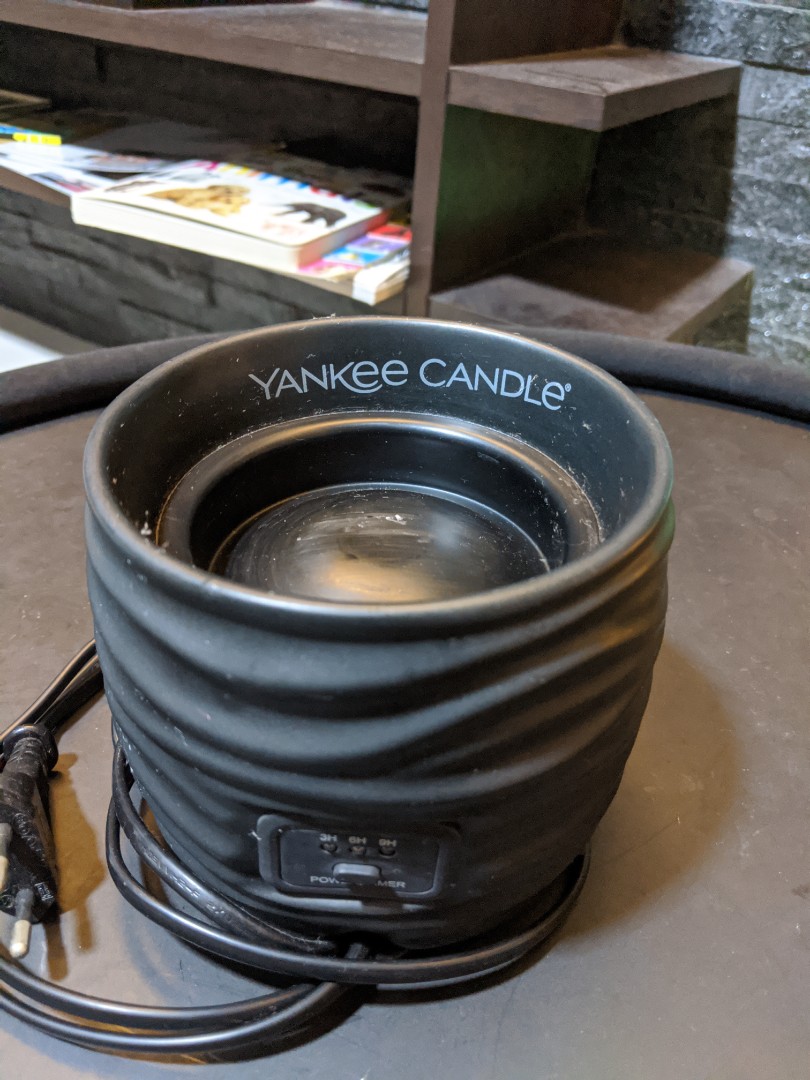 Yankee Candle Noah-Black Scenterpiece Melt Cup Warmer