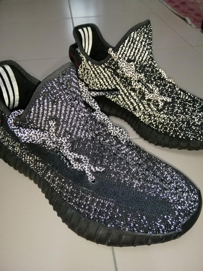Yeezy 350 V2 black RF, Men's Fashion, Footwear, Sneakers on Carousell