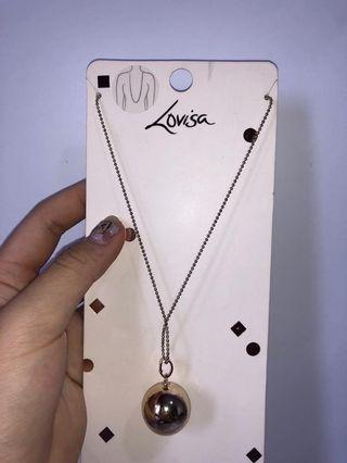 Long necklace lovisa
