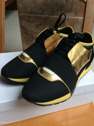 (Kategori: ) berada di . Dikirim oleh vintagemuse (ID iklan 270950374, Gambar 1). Deskripsi: .