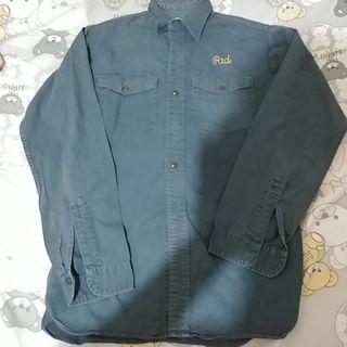古著 長袖襯衫 ( 後面有英文 刺繡)