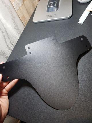 Black mudguard