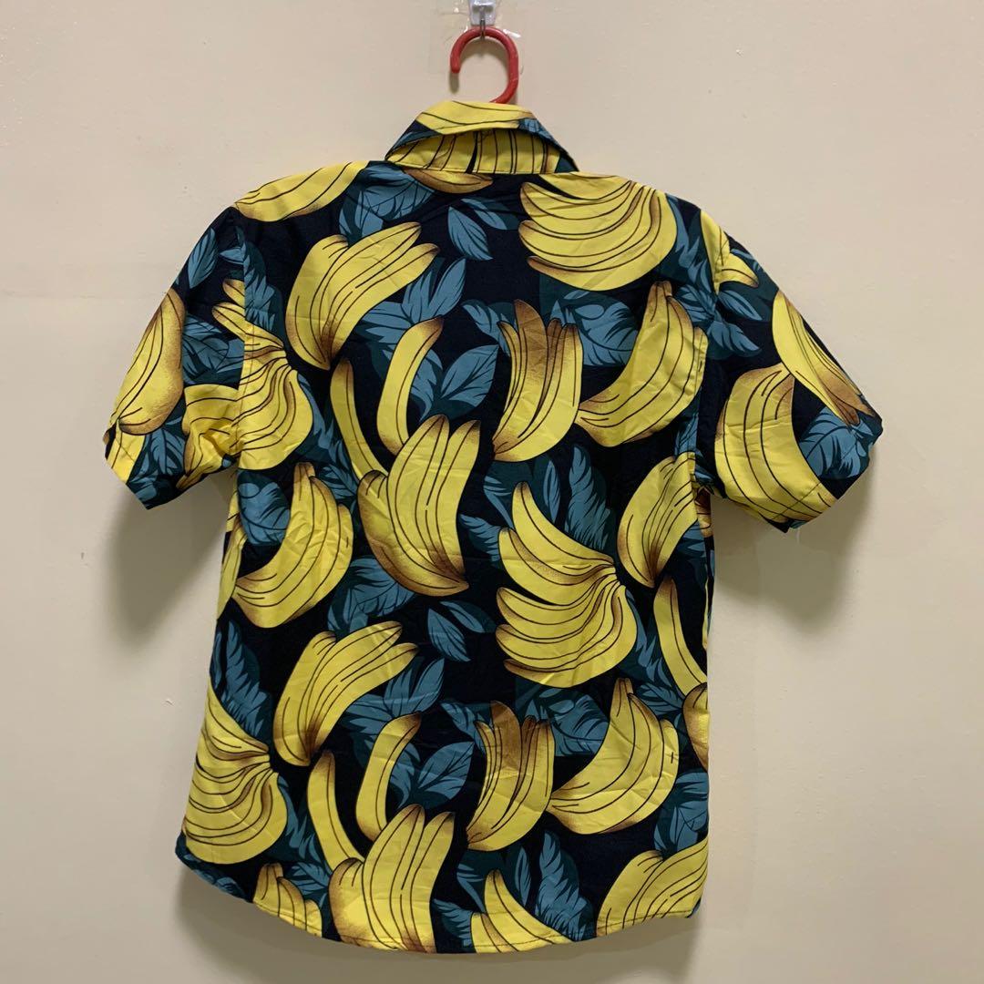 Banana Button Down Polo (Category: Longsleeves) located in Manila. Submitted by sunstarshop (Listing ID 271077320, Image 2). Description: BUTTON DOWN POLO Size: Medium Condition: 10/10 Used once Unisex Unbranded ------------------ Meet Up: La Salle/Vito Cruz Area ONLY Shipping: M. Manila - 90 pesos Luzon - 180 pesos VisMin - 190 pesos Payment: BDO Deposit Palawan Pera Padala.