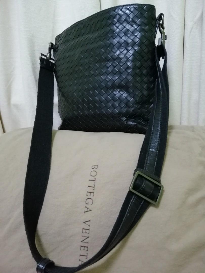 Shop BOTTEGA VENETA Sling bag (657952V0P518803) by secondseconds