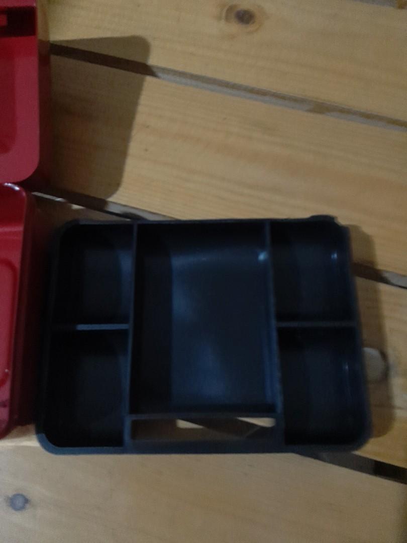 Cash Box (Category: Safe) located in Balagtas. Submitted by she_cruz (Listing ID 271050958, Image 3). Description: Brand new cash box.. good for jewelries storage.