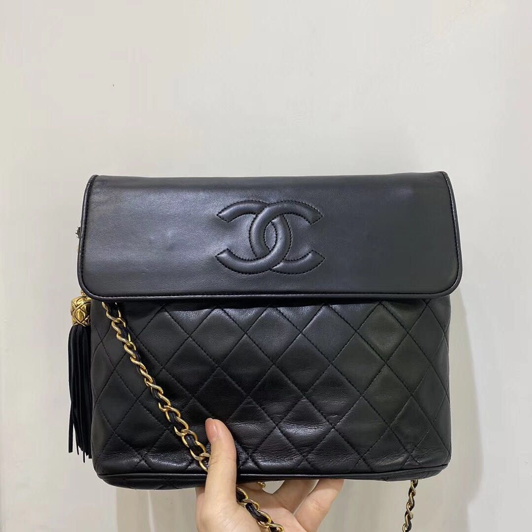 Chanel Bag, 女裝, 女裝袋 ＆ 銀包 Carousell