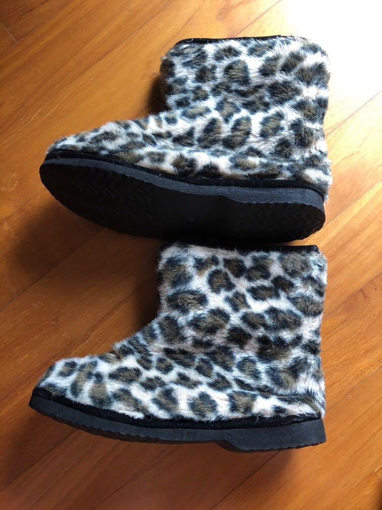 leopard print boots size 6