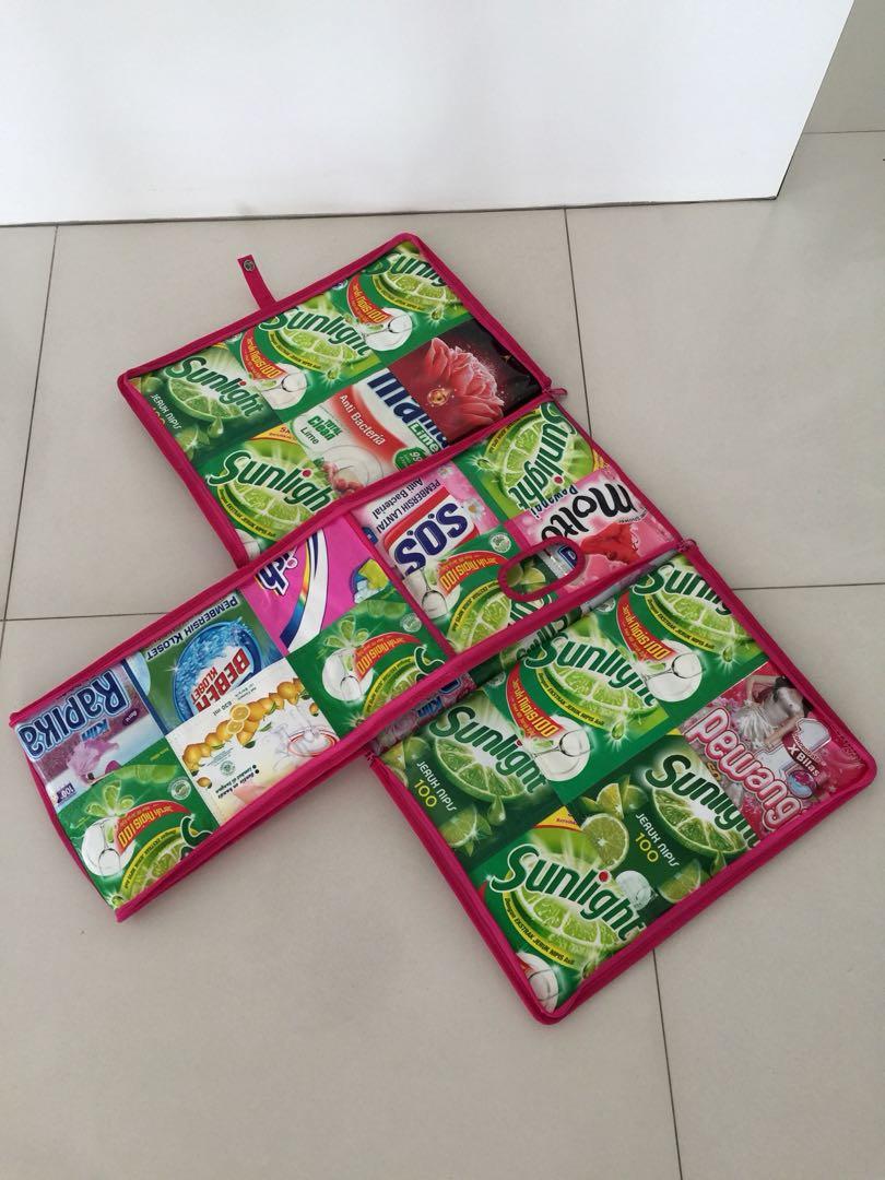 Foldable storage box with lid, Furniture & Home Living, Home