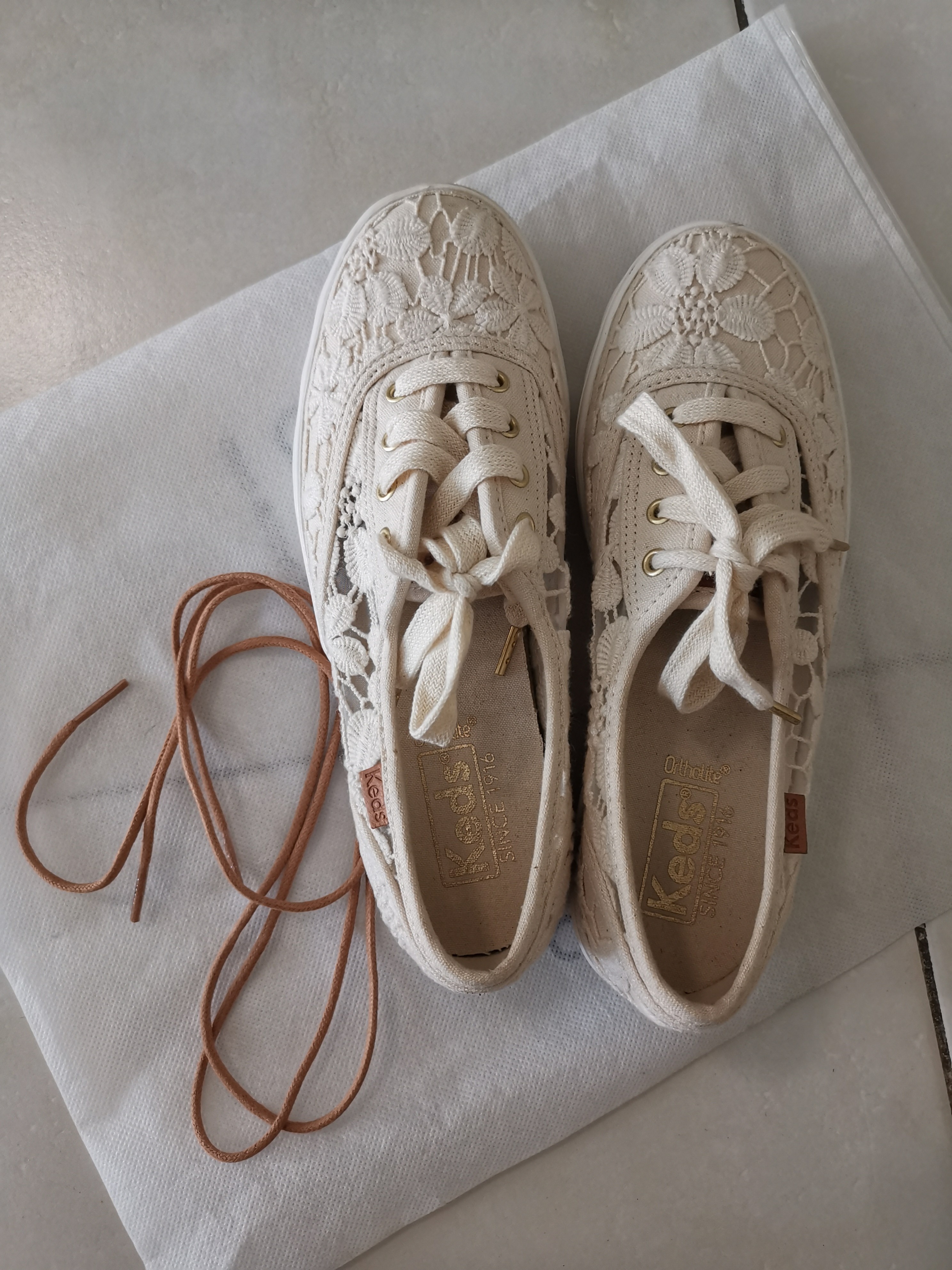 Keds lace hotsell