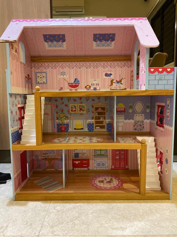hape dolls house