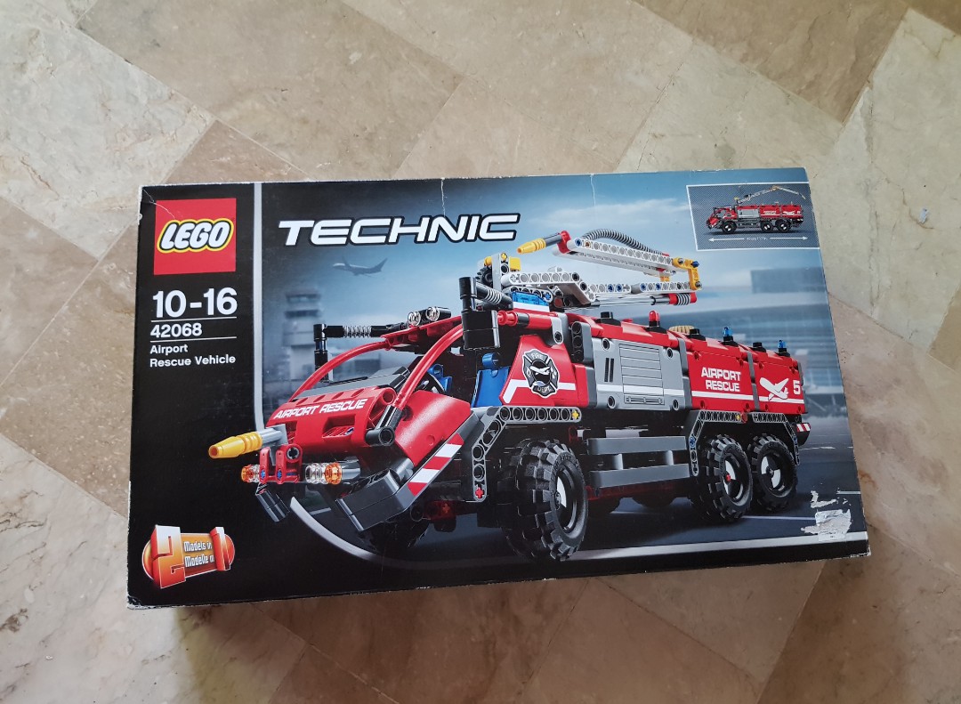 lego technic airport rescue vehicle