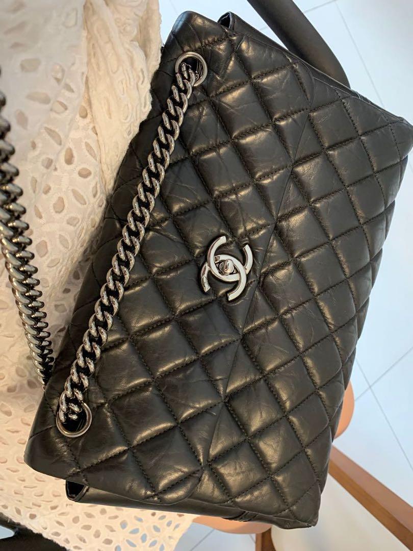 Chanel Ultra Stitch Classic Flap Black Distressed Leather – ＬＯＶＥＬＯＴＳＬＵＸＵＲＹ
