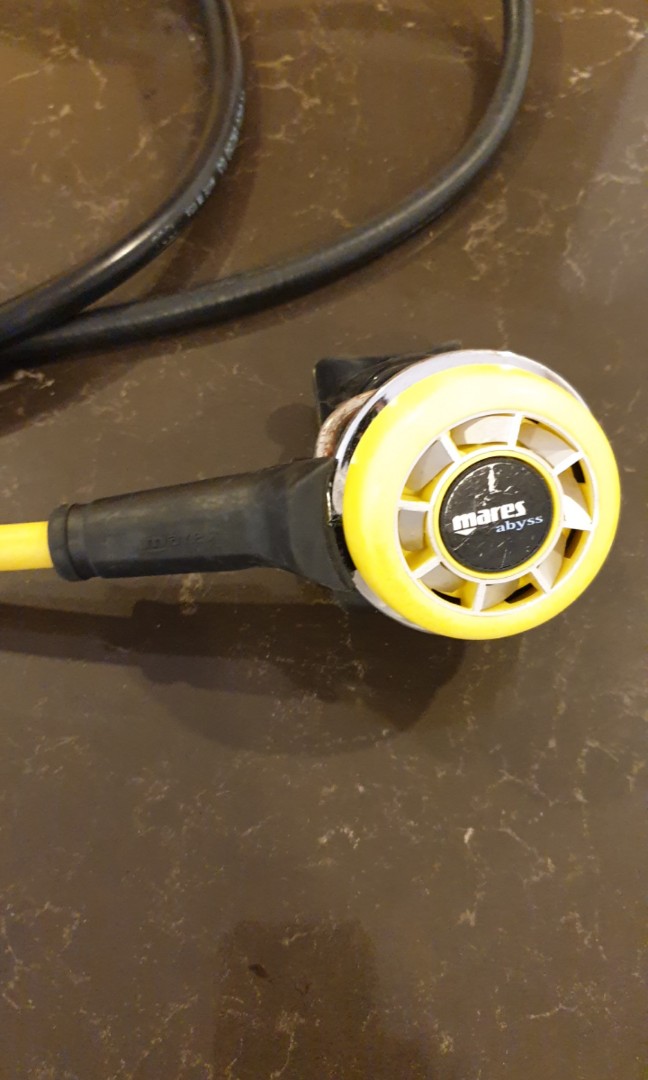 Mares scuba regulator, Sports Equipment, Sports & Games, Water Sports