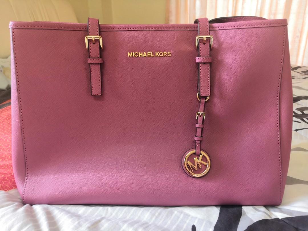 Michael michael kors jet set store travel east west pebble leather tote