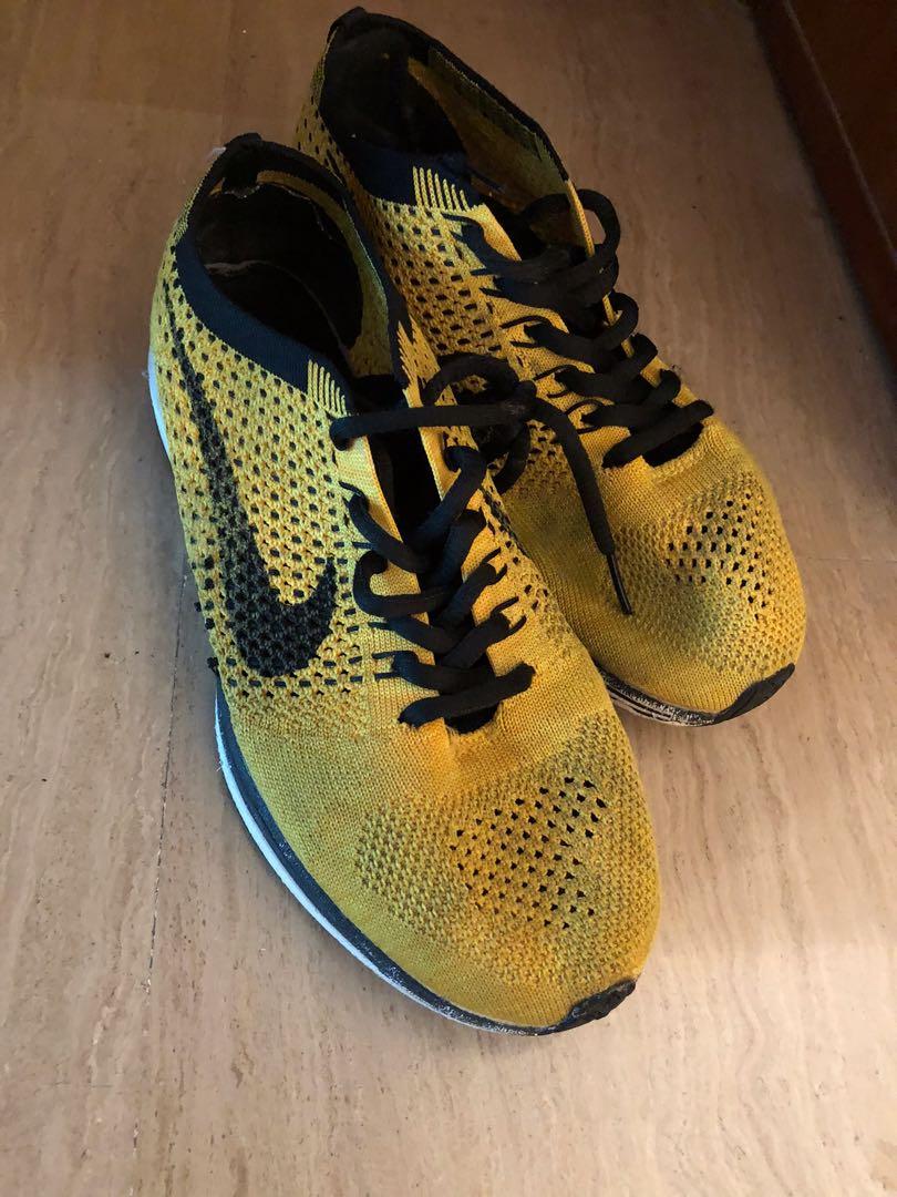 Flyknit racer cheetos top