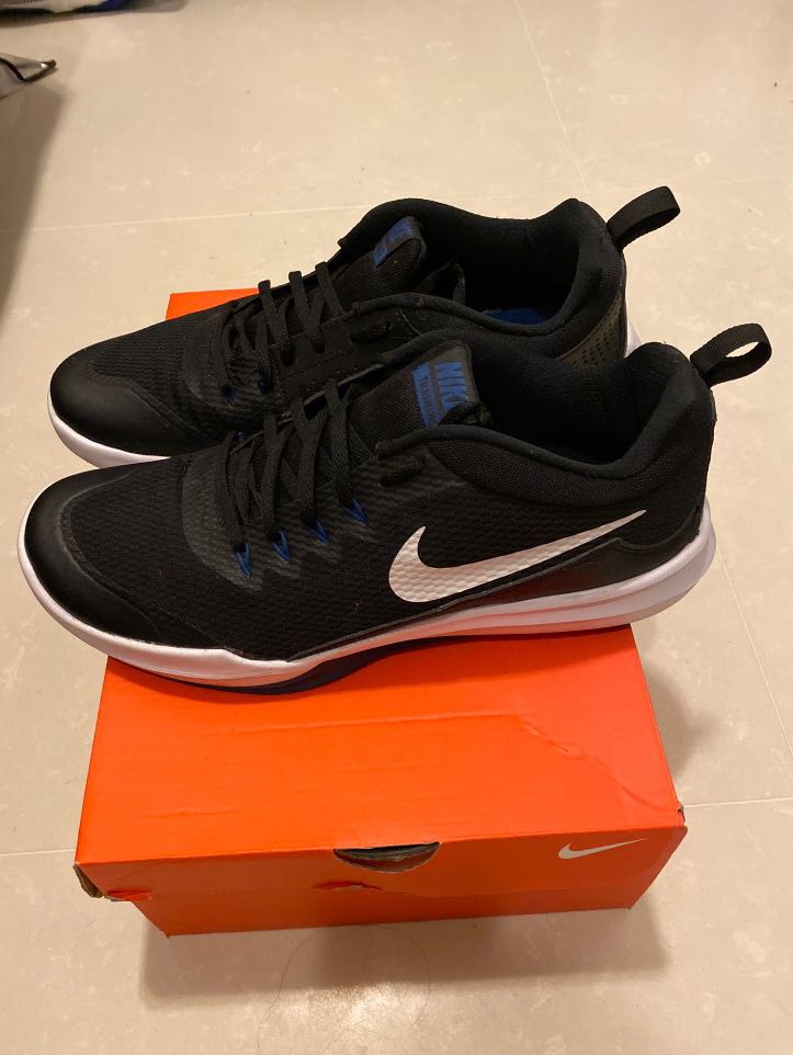 nike legend trainer black