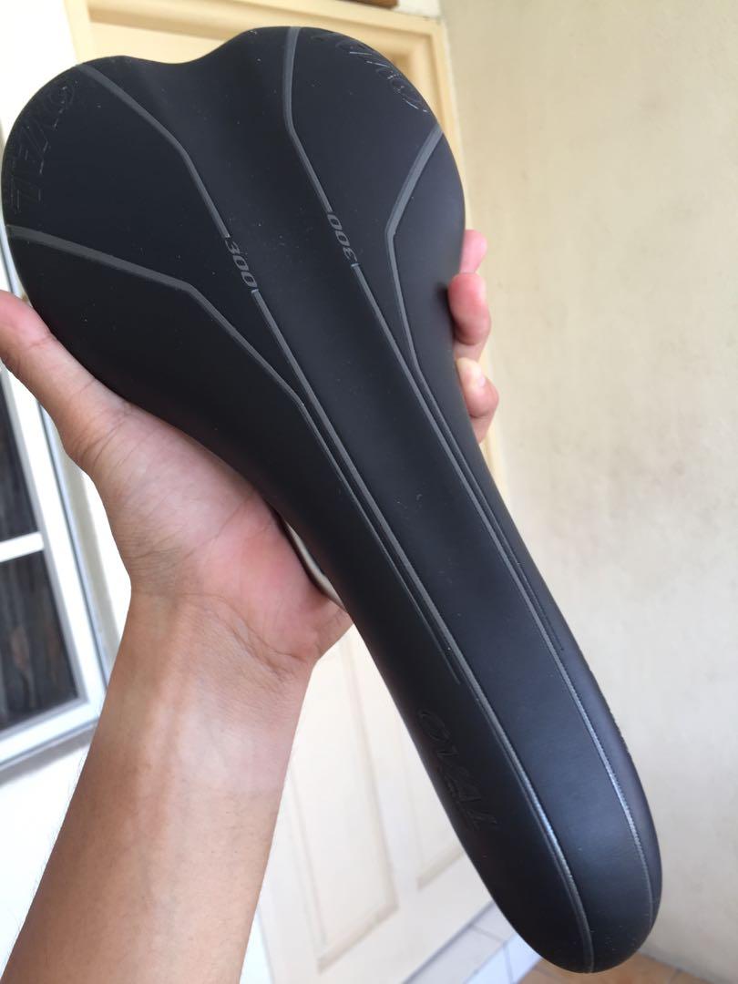 NOS Oval Concepts Oval Concepts 300 Saddle