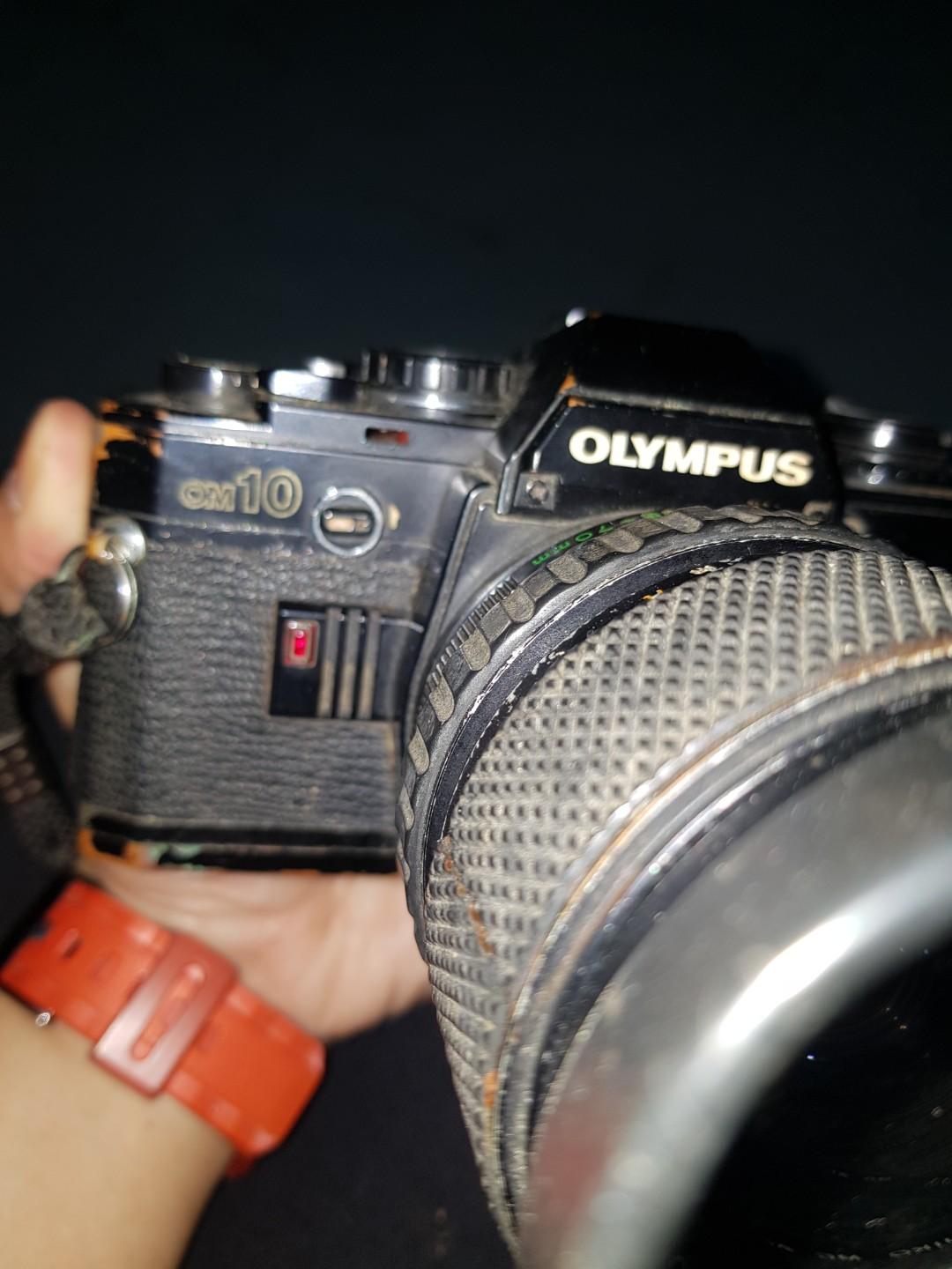 Olympus OM10 (Category: Cameras) located in Manila. Submitted by heaven.heaven1 (Listing ID 270927247, Image 2). Description: Olympus OM10 Filmed camera.