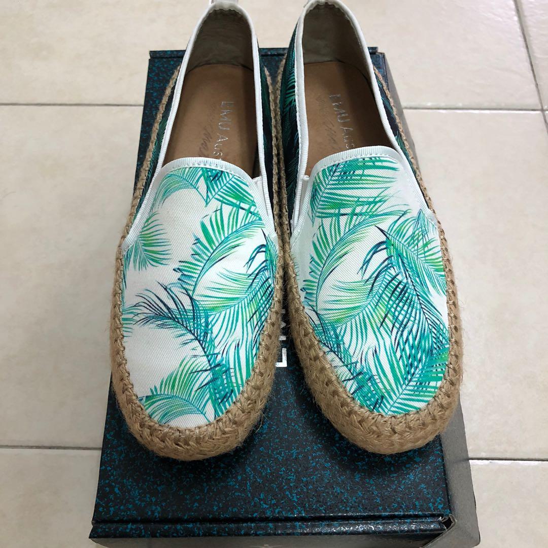 palm leaf shoes
