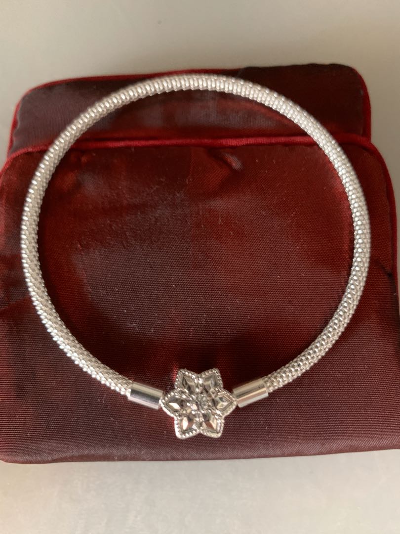 FINAL SALE - Pandora Moments Sparkling Snowflake Clasp Bangle | Rose gold  plated | Pandora US