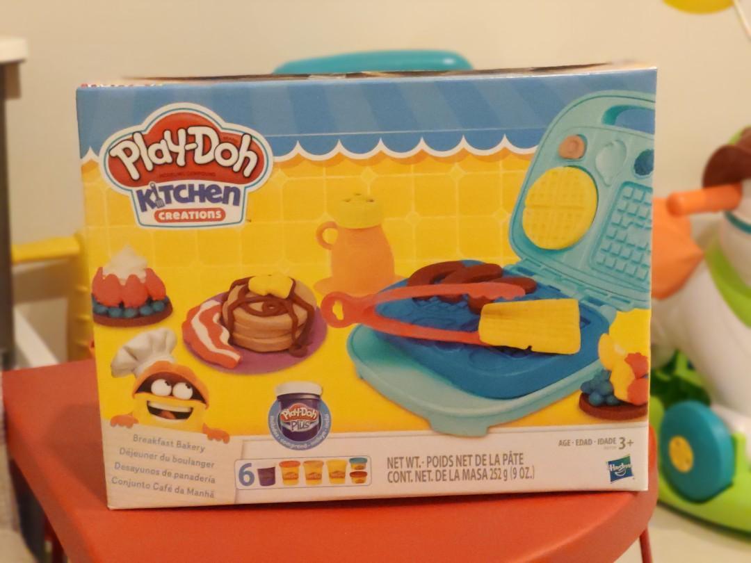 Play-Doh Kitchen Creations Breakfast Bakery