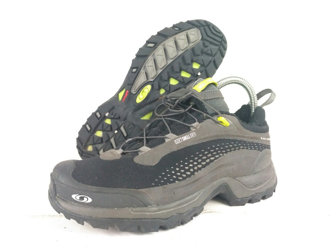 Salomon hotsell softshell shoes