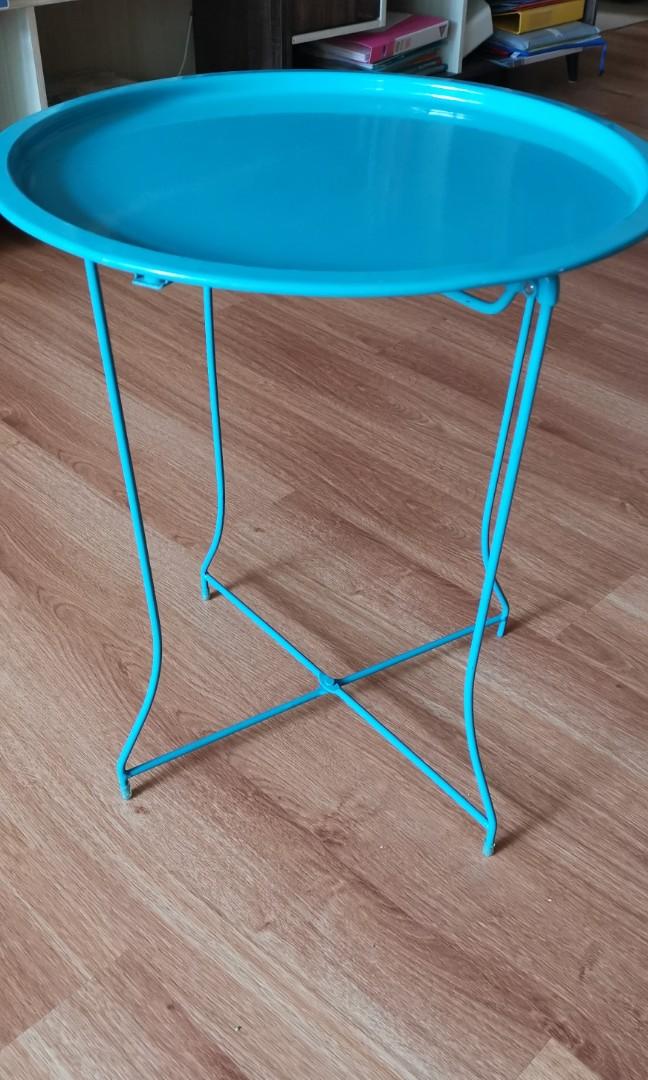 Side table-collapsible (Category: Tables & Sets) located in Singapore. Submitted by emrania (Listing ID 270949984, Image 2). Description: Turquoise side table Vintage feel Collapsible when not needed.