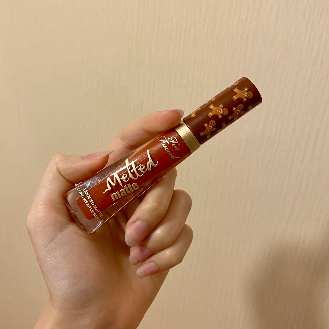 too faced gingerbread man lipstick