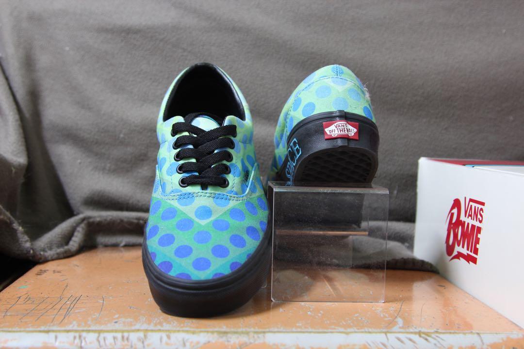 Vans era clearance space oddity