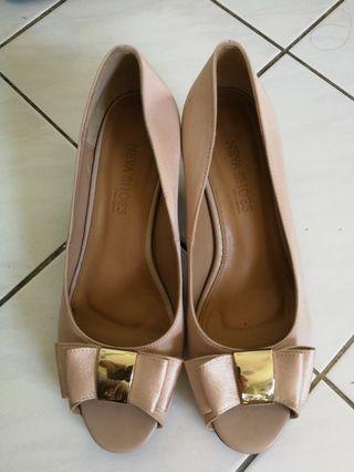 Neva 2 inch heel shoes